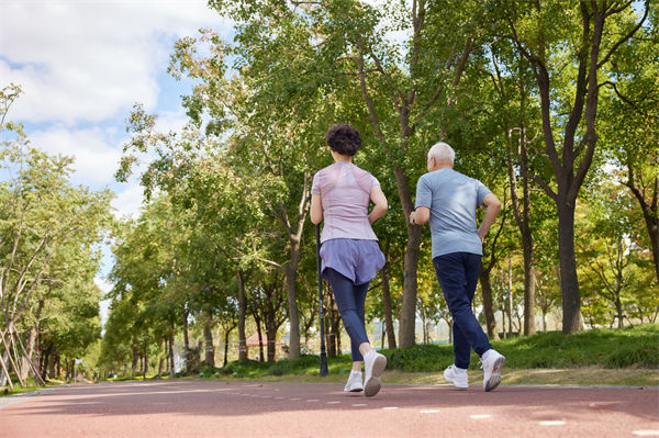 中國(guó)人均預(yù)期壽命79歲，對(duì)企業(yè)文件有何啟示？